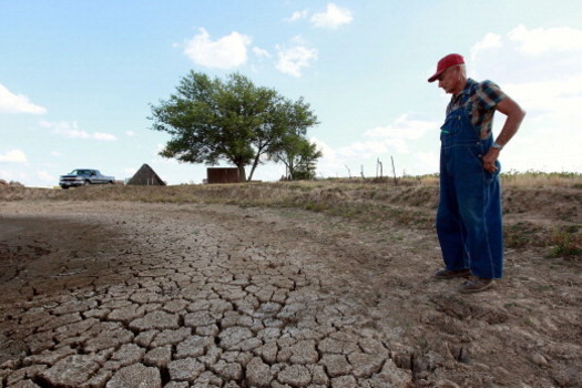 The effects of climate change could widen the economic equality gap in Texas and the U.S., according to a new report. (Olsen/GettyImages)