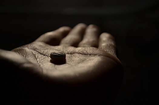 4,000 Ohioans died from drug overdoses in 2015. (Klesta/Flickr)