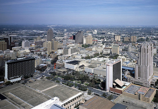 One report ranks San Antonio as the fastest-growing Texas city projected to have a rapid rise in temperatures as a result of global warming. (Carol Highsmith/Wikimedia Commons) 