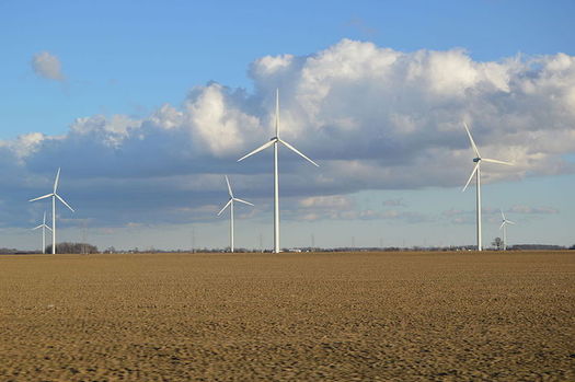 With larger, more efficient turbines, the cost of wind power has dropped dramatically. (Nyttend/Wikimedia Commons)