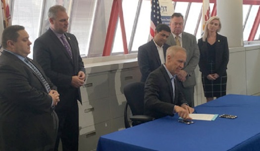 Legislation signed by Gov. Bruce Rauner doesn't go along with President Donald Trump's stance on immigration. (il.gov)