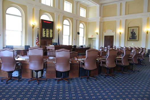 A new report card sizes up Maine's clean elections law and notes a couple of measure that failed by a narrow margin in the State Senate. (Royalbroil/wiki)