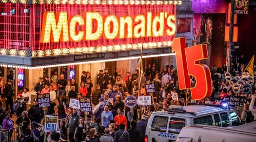 A rally outside a McDonald's in Chicago is one of many to be held Monday around the state. (fightfor15.org)