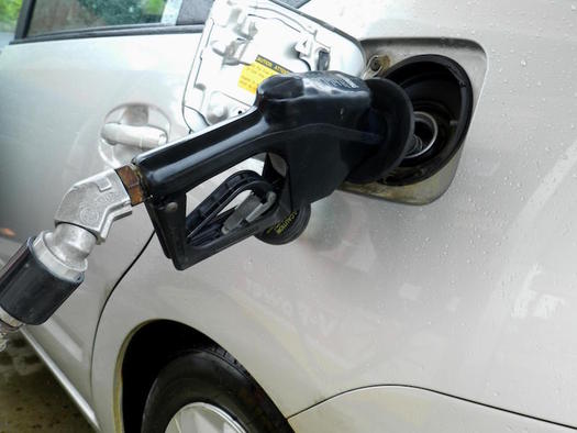 If maintained, by 2025, clean car standards are expected to save consumers close to $1,500 in fuel. (pippalou/morguefile)