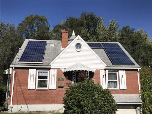 The Solar Tour includes both residential and business solar installations. (PennFuture)