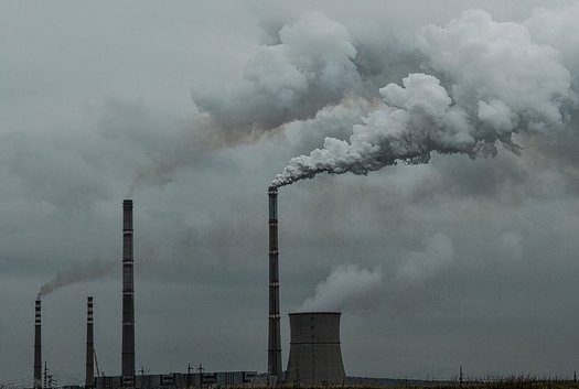 Coal-fired power plants are the nation's top source of CO2 emissions. (Getty Images)