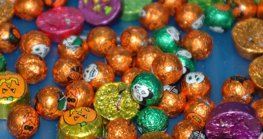 Kids will consume as much as three cups of sugar on Halloween. (menstatic/morguefile)