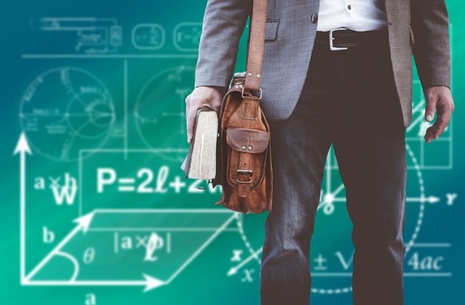 As the movement to transform higher education grows in Florida, a new report reveals the extent of faculty poverty.  (Pixabay)
