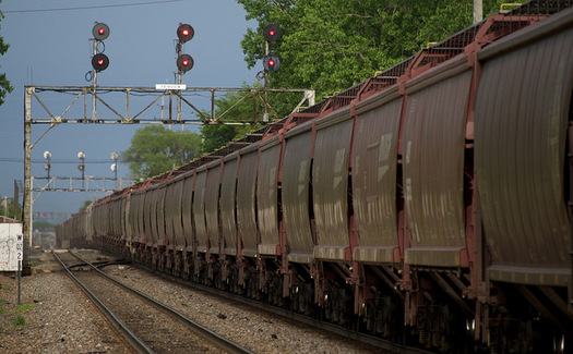 Farm producers in North Dakota only have one choice of rail service. (Michael Matalis/U.S. Department of Agriculture)