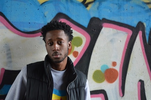 A permanent connection with a caring adult is important for a young person's development. (Free-Photos/Pixabay)