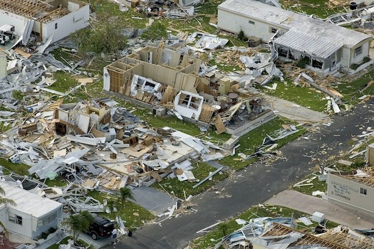 Extreme weather has caused an estimated half-trillion dollars in damage in the U.S. in 2017. (WikiImages/Pixabay)