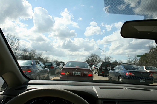 Heavy traffic and dilapidated roads and bridges are among the problems Tennessee mayors hope will be addressed with increased infrastructure funding from the federal government. (Lindsay Turner/flickr)