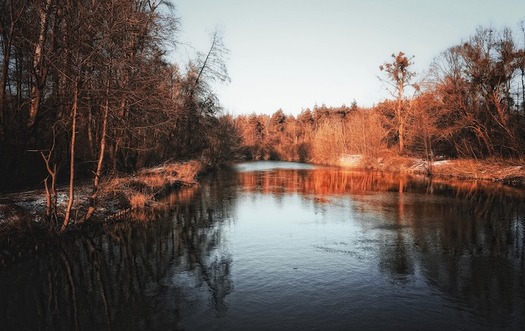 Sediment contaminated by oil and gas well wastewater can be 600 times more radioactive than sediment from upstream. (Jwvein/pixabay)