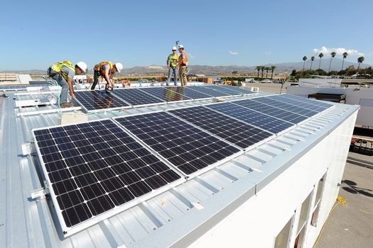 There was a drop in the number of jobs in the solar industry last year in the United States. (energy.gov)