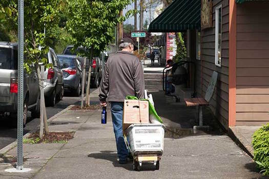 Between 2015 and 2017, homelessness increased six percent in Oregon. (Oregon Food Bank)