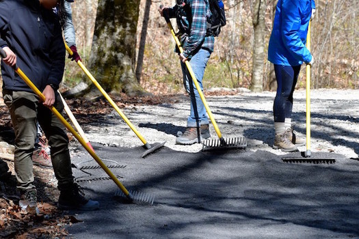 Because young people respond better to incentives rather than punishment, a Pierce County juvenile probation program offers rewards for completing tasks like community service. (MargJohnsonVA/Twenty20)