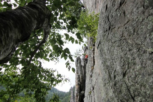 The Land and Water Conservation Fund has helped protect iconic West Virginia sites like Seneca Rocks. (MrShultz/Wikipedia)