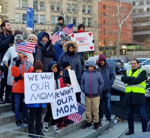 The ACLU requested that parents have at least one week to decide whether to pursue asylum in the United States after they are reunited with their children. (Sasha Ivanova/Twenty/20)