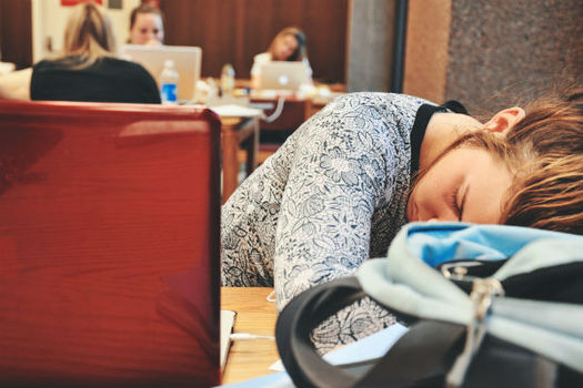 About one in three college students face food insecurity, and the rate is even higher among community-college students, according to Wisconsin HopeLab. (Daphnee Marie/Twenty20)