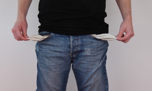 The share of family income that Connecticut's poorest pays in property taxes is 13 times higher than what the top 1 percent of earners pays. (schuldnerhilfe/Pixabay)