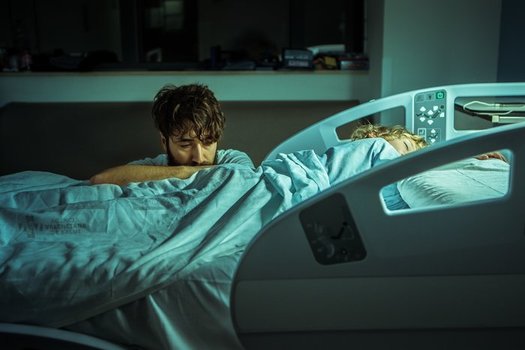 Kaiser polling shows Americans across the political spectrum support protections for pre-existing conditions, including 75 percent of Independents and 58 percent of Republicans. (albertolopezphoto/Twenty20)