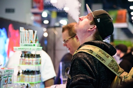 Six-in-ten Ohioans polled support a tax on e-cigarettes. (SarahJohnson1/Pixabay)