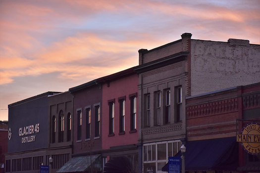 More than 99 percent of businesses in Oregon were small businesses in 2015. (Baker County Tourism/Flickr)