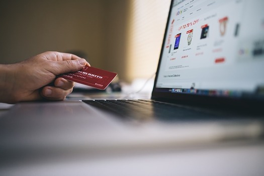 Fraud-prevention experts suggest people use credit cards rather than debit cards for purchases and donations. (StockSnap/Pixabay)