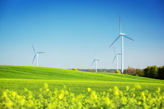 The Grain Belt Express Clean Line project would bring wind power from Kansas to Missouri, Illinois and Iowa. (Niserin/iStockphoto)