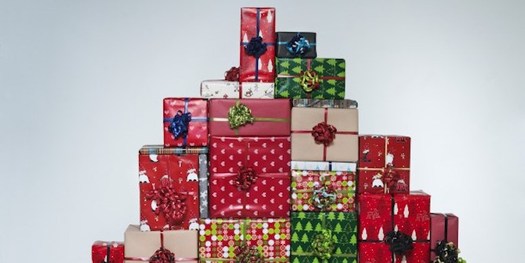 When ordering online presents this holiday season, don't get scammed by thinking amazon-shop.com is the same as amazon.com. (cyber.aspida.org)