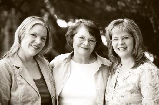 Adriana Hutchings cuid� a sus padres y a su abuela durante 14 a�os. (Cortes�a de Adriana Hutchings)