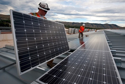 New Mexico lawmakers soon will consider a bill to supercharge New Mexico's renewable-energy goals.  (skeeze/Pixabay) 