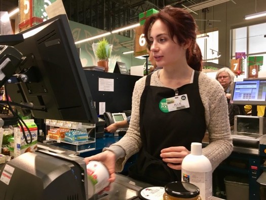 Some policy experts say some Ohio's minimum wage earners struggle to cover the cost of living. (@opkirilka/Twenty20)
