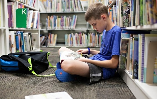 A study of Arizona third graders finds that students who live in poverty or attend rural schools face the biggest obstacle to attaining age-appropriate literacy. (smgu3/Twenty20)