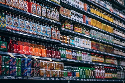 Children and teens now consume 17% of their calories from added sugars, nearly half of which come from drinks alone, according to the American Heart Association and Academy of Pediatrics. (igorovsyannykov/Pixabay)