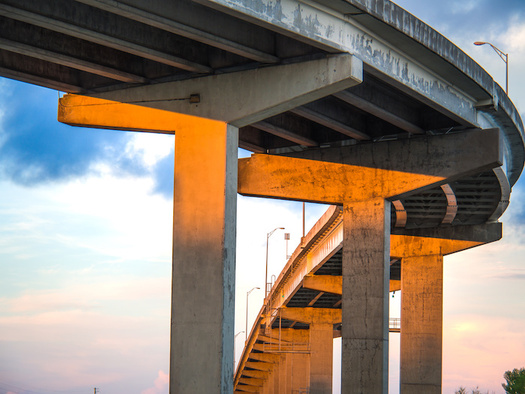 Kentucky ranks 19th nationally for more than 1,000 deficient bridges in need of repair, according to the Kentucky Chamber of Commerce. (Adobe Stock)
