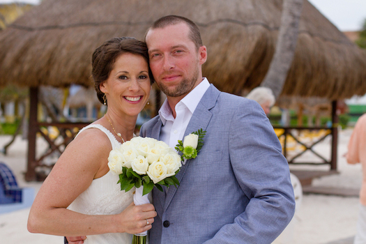 Sara Hoffman suffered a heart attack on the plane to Mexico for her wedding. She survived and made it to Mexico two days later. (Sara Hoffman)