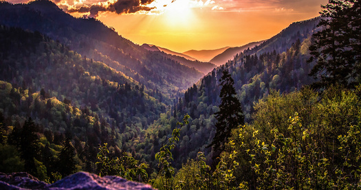 Legislation pending in Congress would fund much-needed repairs to national park infrastructure around the country, including Great Smoky Mountains National Park. (Adobe Stock)