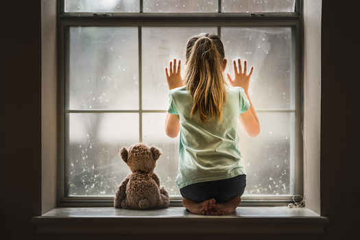 Around 200,000 Tennessee children live in areas of concentrated poverty, according to the Annie E. Casey Foundation. (Adobe Stock)