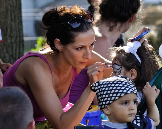 The Urban Institute estimates that as many as 36,900 New Mexico residents may go without being counted in the 2020 census. (May/Pixabay)