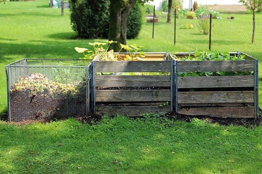 The 50th anniversary of Earth Day arrives amid stay-at-home orders, which could make it the perfect time for a backyard compost bin project. (Antranias/Pixabay)