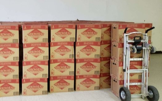  Bottled water is being distributed to needy families in areas where water supplies are compromised, mainly in the San Joaquin and eastern Coachella Valleys. (Isabel Solorio)
