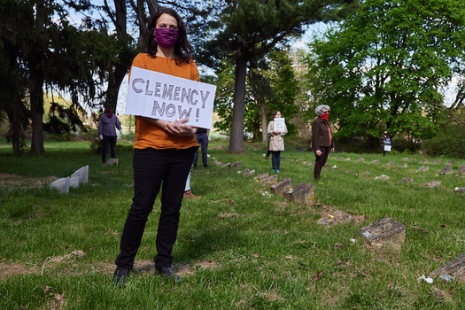 Families and advocates demand testing of all incarcerated people and clemency for those most at risk of COVID-19.  (Walter Hergt/North Star Fund)