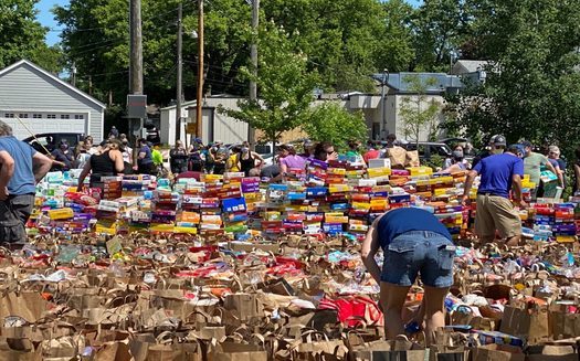 Thousands of bags of food and other supplies have been donated to Twin Cities communities that saw heavy business damage during the George Floyd protests. (LittleLioness6/Twitter)