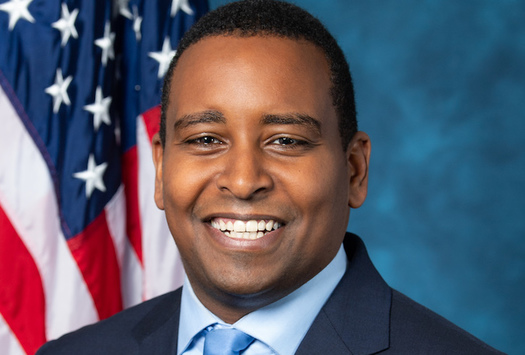 U.S. Rep. Joe Neguse, D-Colo., says the state's 30 federally funded research labs and joint institutes on climate science are poised to help the nation achieve net-zero emissions by 2050. (Franmarie Metzler/Wikimedia Commons)