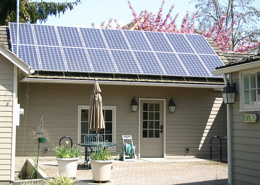 The technology already exists to make Oregon homes completely sustainable, but not everyone knows how to get it. (Theresa Hogue/Oregon State University)