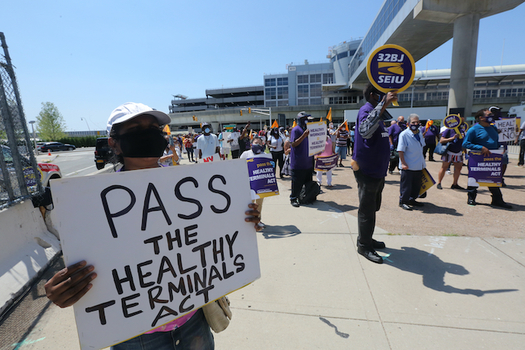 Workers rallied at John F. Kennedy International Airport in New York when the Healthy Terminals Bill was passed in July. (Photo: 32BJ SEIU)