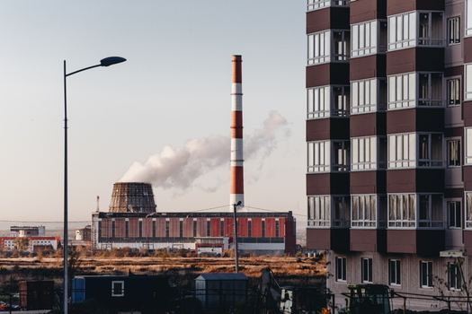 A new poll finds fewer than four in 10 Caucasian adults are aware that both Latino and Black communities face more pollution than does the general population. (Adobe stock)