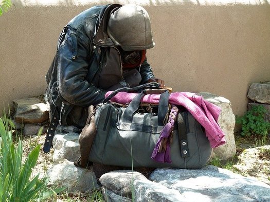 People experiencing homelessness may have histories of trauma, including sexual, psychological or physical abuse. (ArtTower/Pixabay)