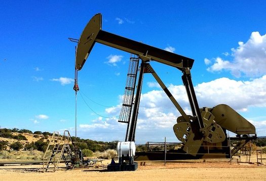 If House Bill 11 becomes law, oil and gas producers would be able to claim severance-tax exemptions when prices are low, and high. (Arek Socha/Pixabay)